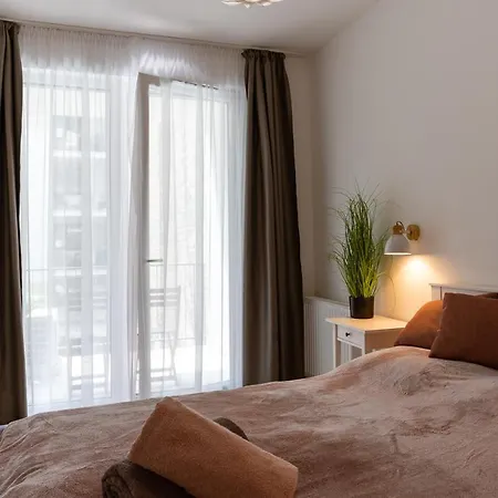 Apartment Modern & Newly Built With Private Garage Budapest
