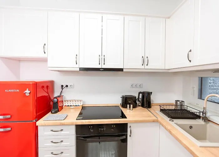 Daire Modern & Newly Built With Private Garage Budapeşte